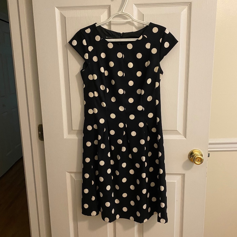 AB Studio Knee-Length Black Polka-Dot Dress Fit and Flare Size 4
